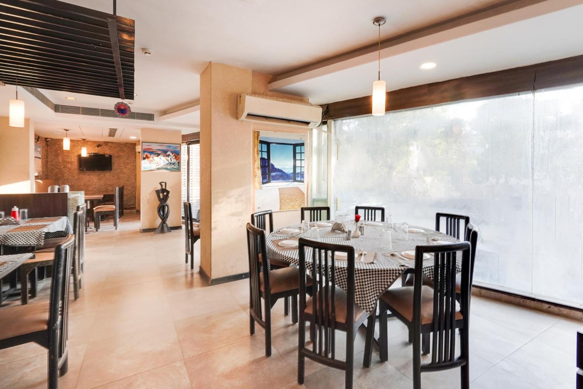 Отель Palette Country Club Сурат Экстерьер фото